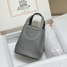 Hermes Shopping Bags